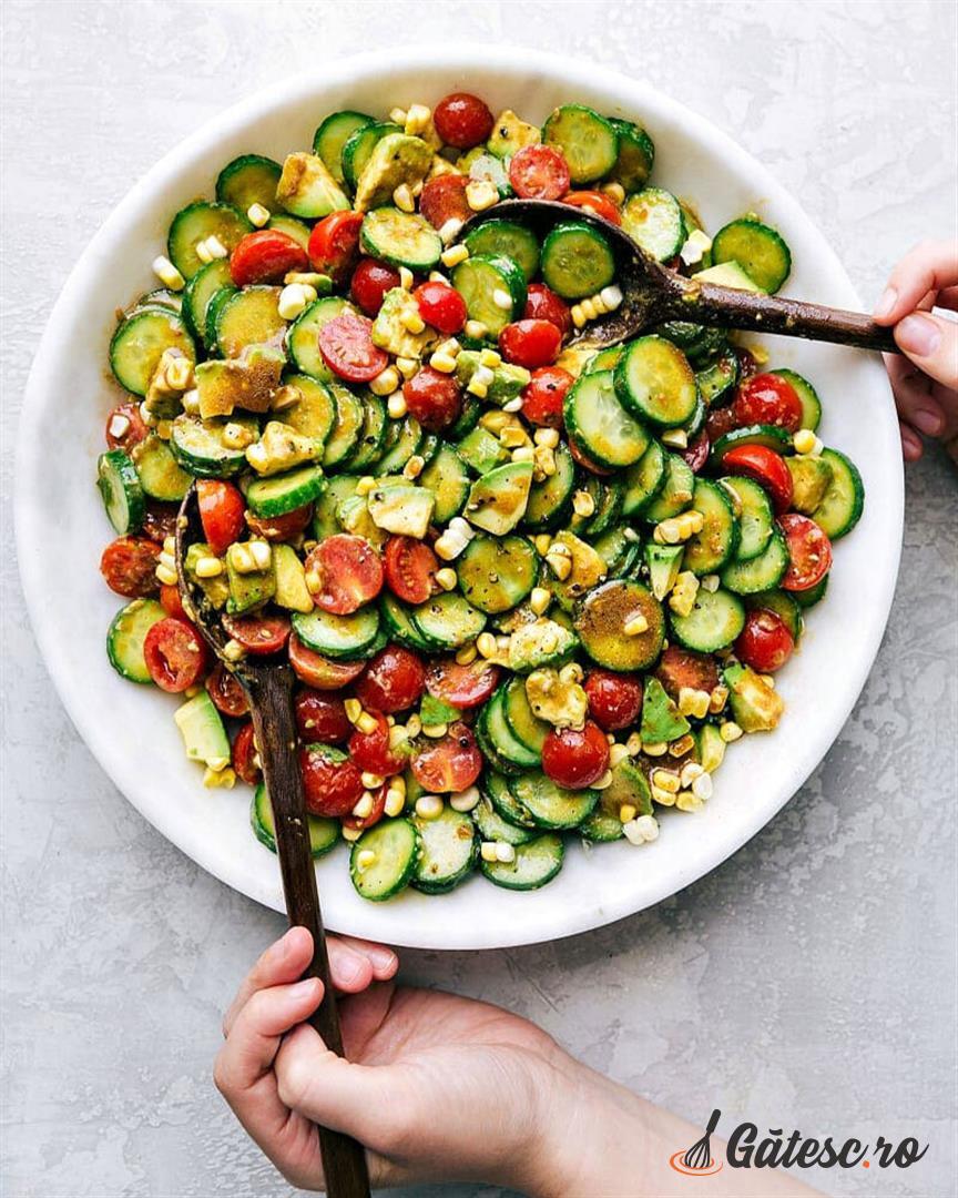 Salata De Castraveti Avocado Si Porumb Gatesc Ro