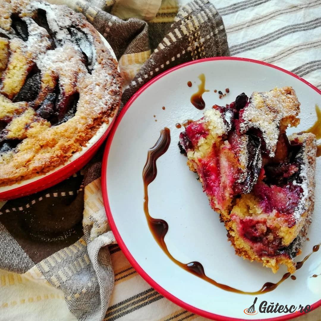 Prajitura cu prune si faina de migdale | Gatesc.ro